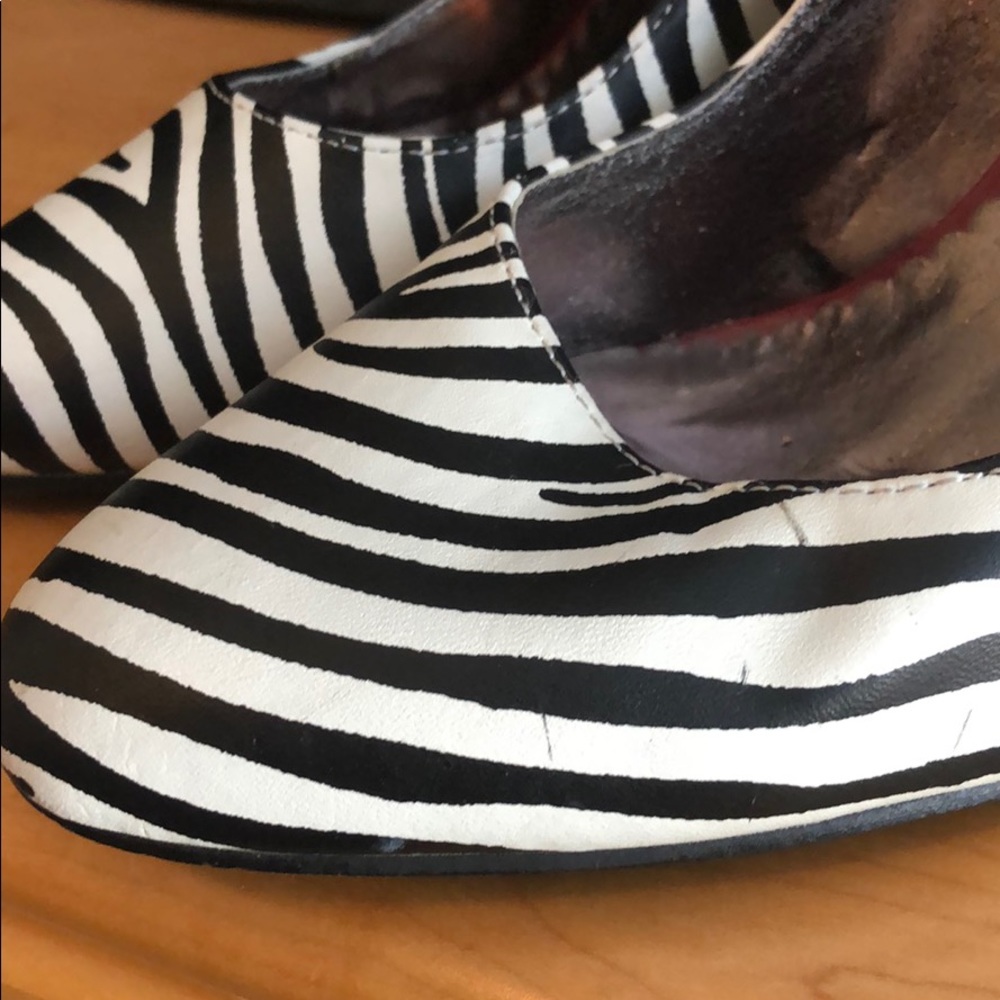 🦓 Zebra Heels 🦓 - Picture 6 of 7